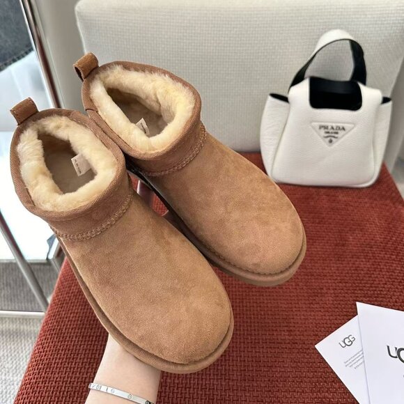 UGG Classic Ultra Mini Boots chestnut - Picture 8 of 9